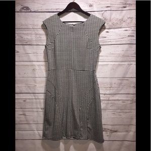 MERONA HOUNDSTOOTH DRESS SIZE LARGE